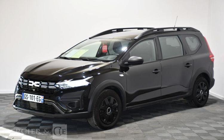 DACIA JOGGER ESSENTIAL ECO-G 100 7PL NOIR GS-101-EG