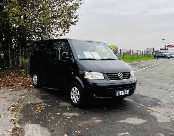 VOLKSWAGEN TRANSPORTER NOIR GZ-072-BD