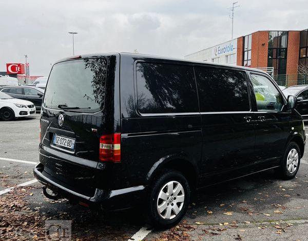 VOLKSWAGEN TRANSPORTER NOIR GZ-072-BD