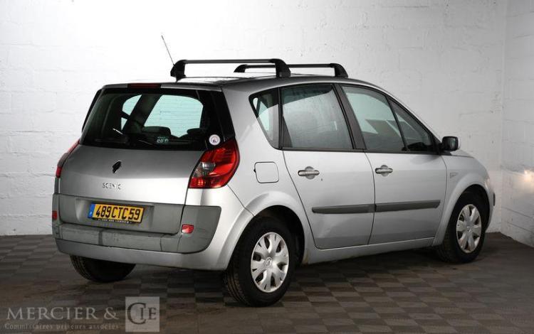 RENAULT SCENIC 1,6 110CH CARMINAT BVA GRIS 489CTC59