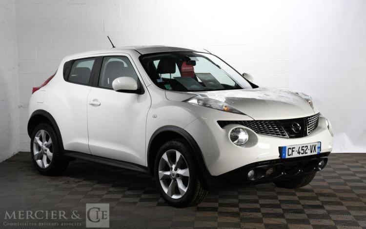 NISSAN JUKE BLANC CF-452-VX