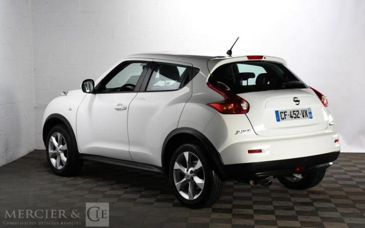 NISSAN JUKE BLANC CF-452-VX