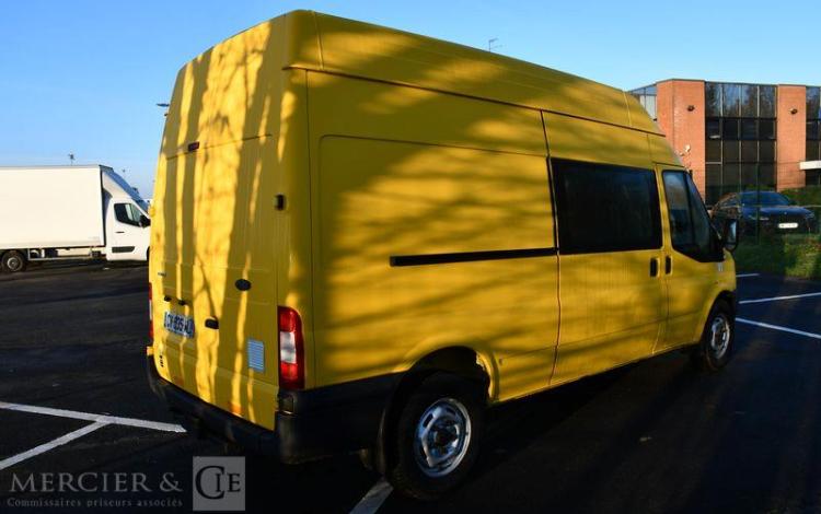 FORD TRANSIT JAUNE CV-035-WL