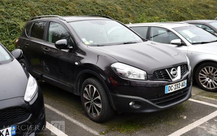 NISSAN QASHQAI NOIR DC-232-AQ