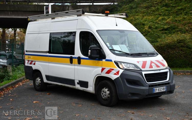 PEUGEOT BOXER DC BLANC DY-832-RR