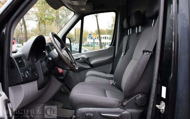 VOLKSWAGEN CRAFTER FG  EA-841-GQ