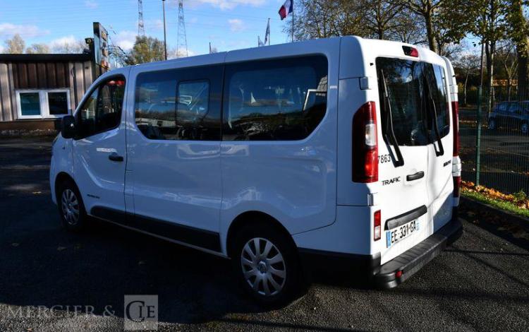 RENAULT TRAFIC COMBI ZEN L1 ENERGY DCI 125 8PL BLANC EE-331-GA