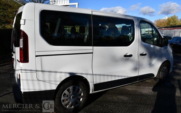 RENAULT TRAFIC COMBI ZEN L1 ENERGY DCI 125 8PL BLANC EE-331-GA