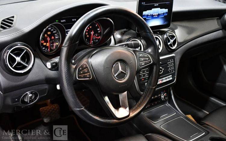 MERCEDES CLA 200 D STARLIGHT EDITION NOIR FC-223-DE