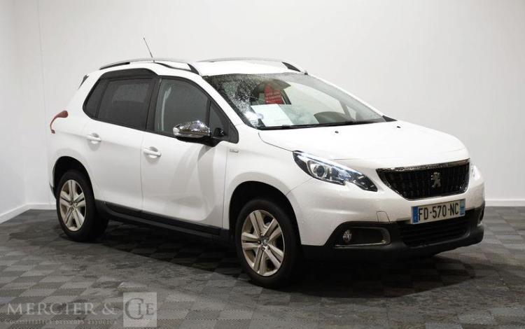 PEUGEOT 2008 1,2 PURE TECH 2CH STYLE BLANC FD-570-NC