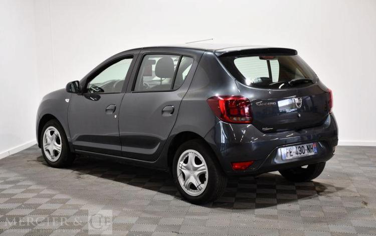 DACIA SANDERO TCE 90 LAUREATE EASY-R GRIS FE-490-NH