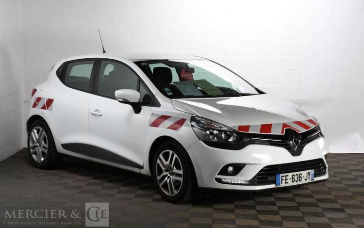 RENAULT CLIO IV STE 1,5 DCI 75 BUSINESS REVERSIBLE DERIV VP 2pl BLANC FE-636-JY