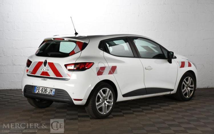 RENAULT CLIO IV STE 1,5 DCI 75 BUSINESS REVERSIBLE DERIV VP 2pl BLANC FE-636-JY