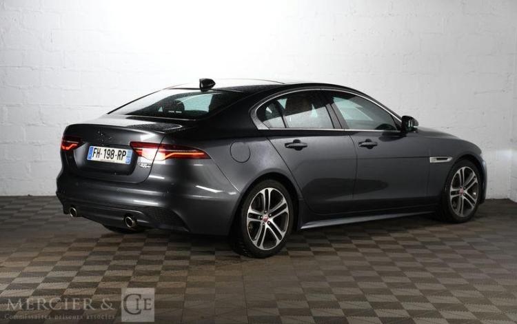 JAGUAR XE E 250 R-D SE GRIS FH-198-RP