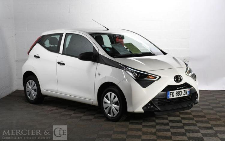 TOYOTA AYGO 1,0 VVT-i X 5P BLANC FK-883-ZW