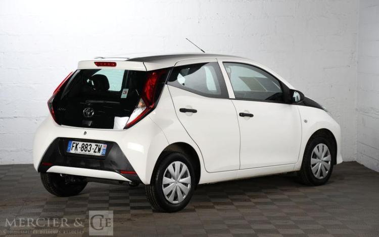 TOYOTA AYGO 1,0 VVT-i X 5P BLANC FK-883-ZW