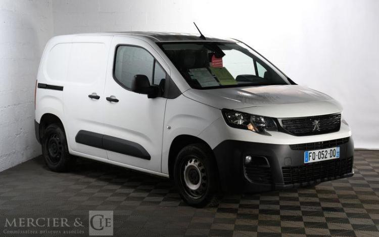 PEUGEOT PARTNER 1,5 BLUE HDI 130 950KG L1 M START/STOP BLANC FQ-052-DQ