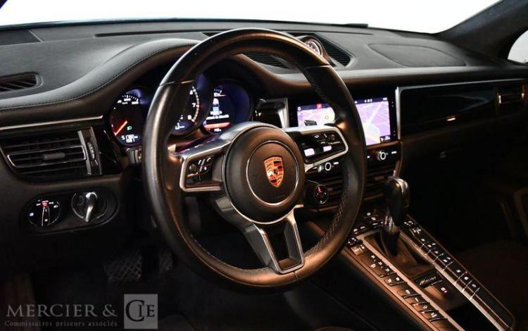 PORSCHE MACAN 3,6 TURBO NOIR FV-518-BP