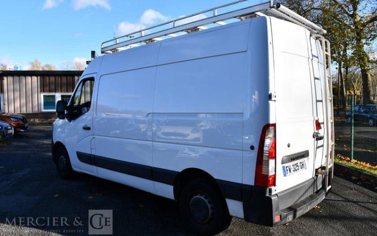 RENAULT MASTER GCF F3500 L2H2 DCI 135 BLANC FW-325-GH