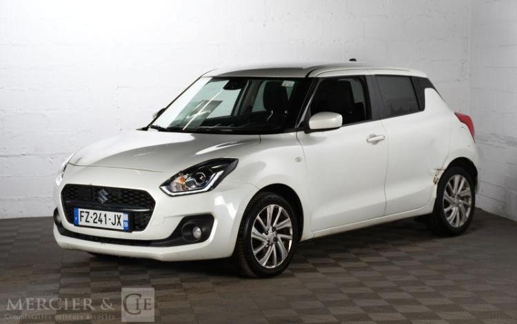 SUZUKI SWIFT 83 PRIV BLANC FZ-241-JX