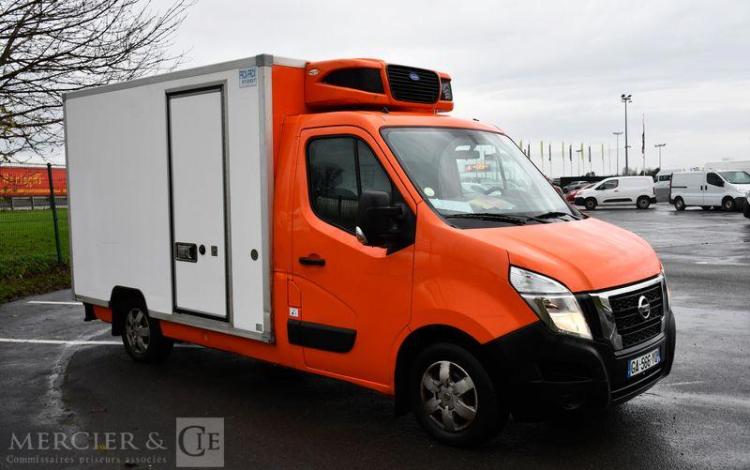 NISSAN NV400 MADE IN FRANCE BLANC GA-566-YQ