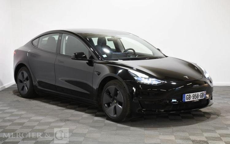 TESLA MODEL 3 STANDARD PLUS 2M NOIR GB-958-GB