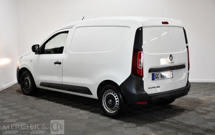 RENAULT EXPRESS VAN CONFORT BLUE DCI 75 BLANC GC-889-WA