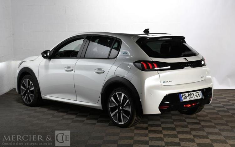 PEUGEOT 208 GT BLANC GH-601-CV