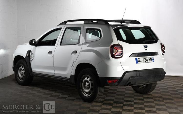 DACIA DUSTER ESSENTIEL BLUE DCI 115 4X2 BLANC GL-420-SN