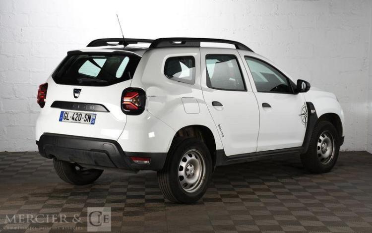 DACIA DUSTER ESSENTIEL BLUE DCI 115 4X2 BLANC GL-420-SN