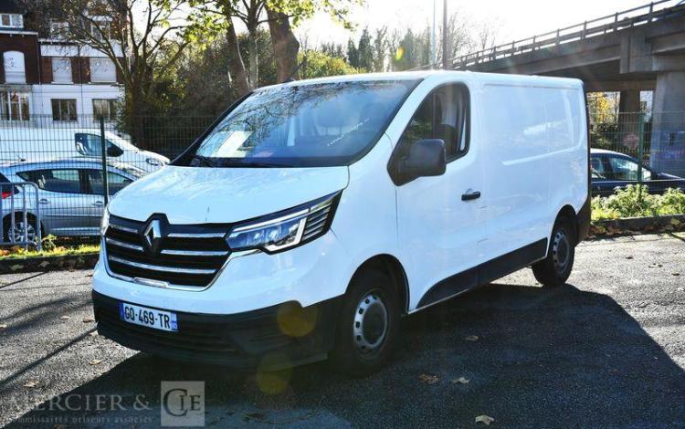 RENAULT TRAFIC GCF L1H1 2T8 BLUE DCI 130 BLANC GQ-469-TR