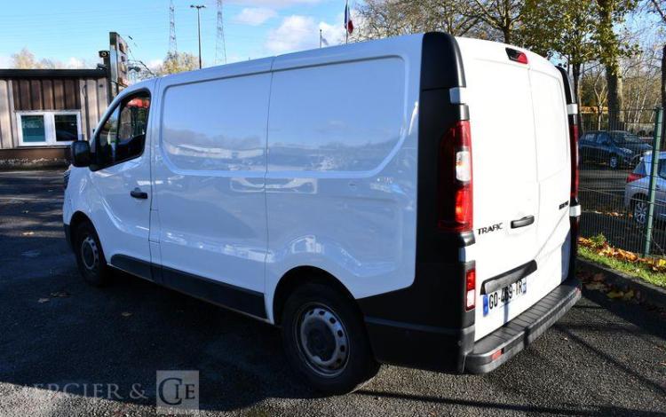 RENAULT TRAFIC GCF L1H1 2T8 BLUE DCI 130 BLANC GQ-469-TR