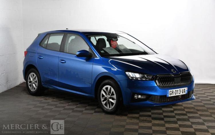 SKODA FABIA AMBITION BLEU GR-013-VA