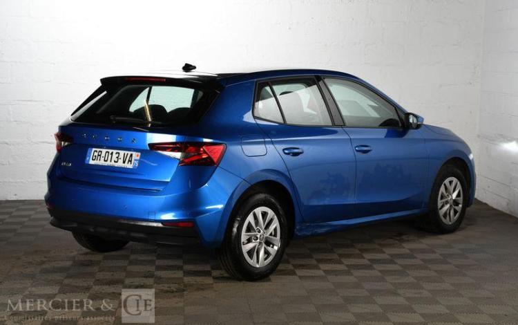 SKODA FABIA AMBITION BLEU GR-013-VA