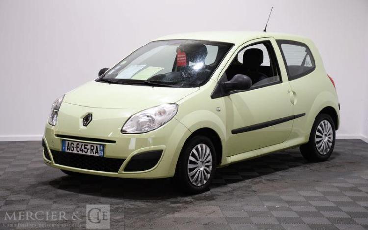 RENAULT TWINGO 1,2 16V JAUNE AG-645-RA