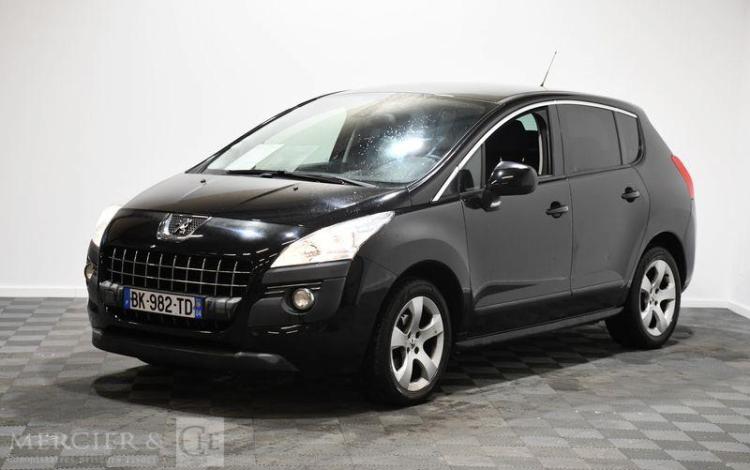 PEUGEOT 3008 NOIR BK-982-TD