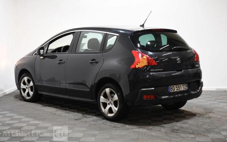 PEUGEOT 3008 1,6 HDI110 CONFORT PACK BLEU BQ-591-TZ