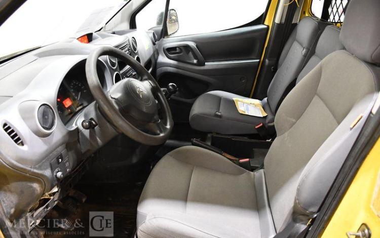 CITROEN BERLINGO 1,6 HDI 75CH FAP CONFORT JAUNE DG-831-PZ