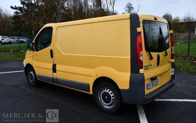 RENAULT TRAFIC L1H1 DCI 90 OPTI CONSO CONFORT
 JAUNE DH-046-SK