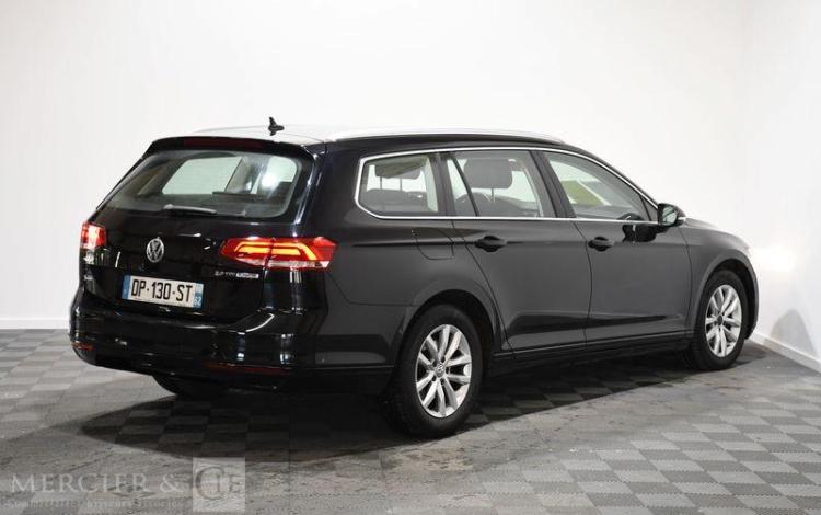 VOLKSWAGEN PASSAT SW NOIR DP-130-ST