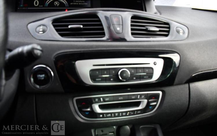 RENAULT GRAND SCENIC 1,6 DCI 130 ENERGY BOSE GRIS DW-022-YW