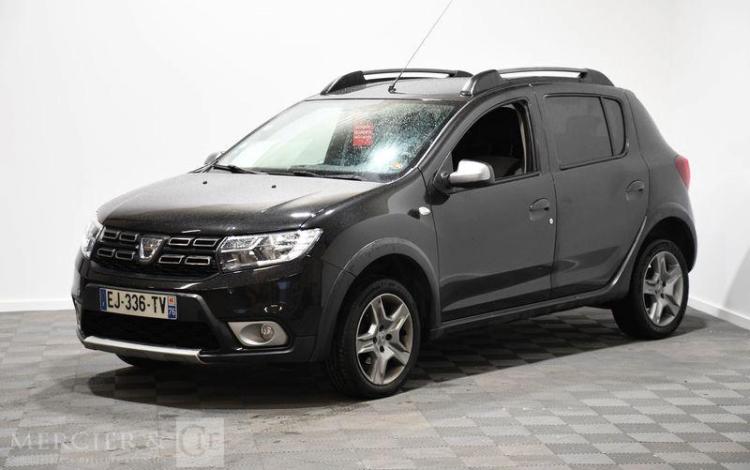 DACIA SANDERO STEPWAY DCI 90 NOIR EJ-336-TV