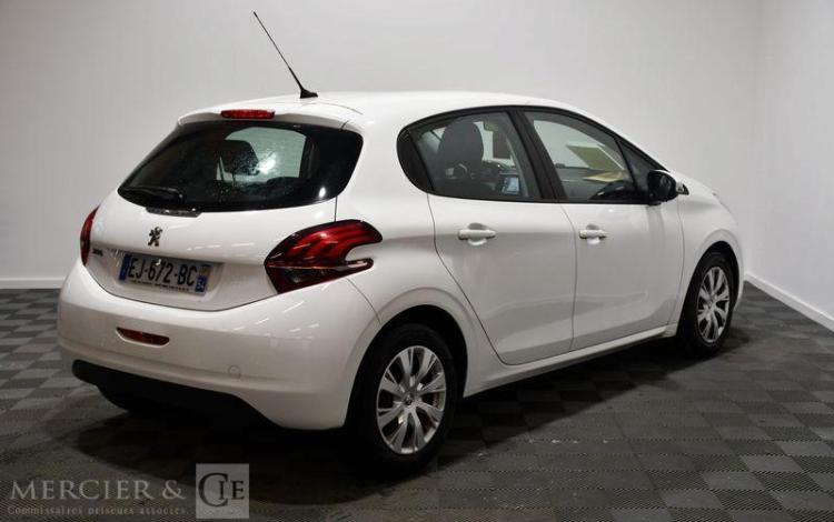 PEUGEOT 208 1,6 BLUE HDI 75 ACTIVE BLANC EJ-672-BC