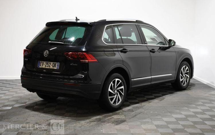 VOLKSWAGEN TIGUAN 1,4 TSI NOIR EV-252-QK