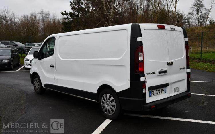 RENAULT TRAFIC L2H1 1300 ENERGY DCI 125 BLANC FE-674-PM