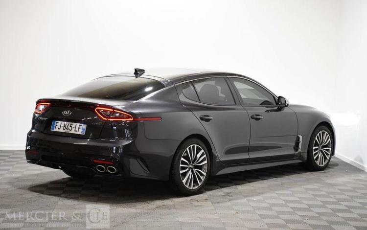 KIA STINGER GRIS FJ-845-LF