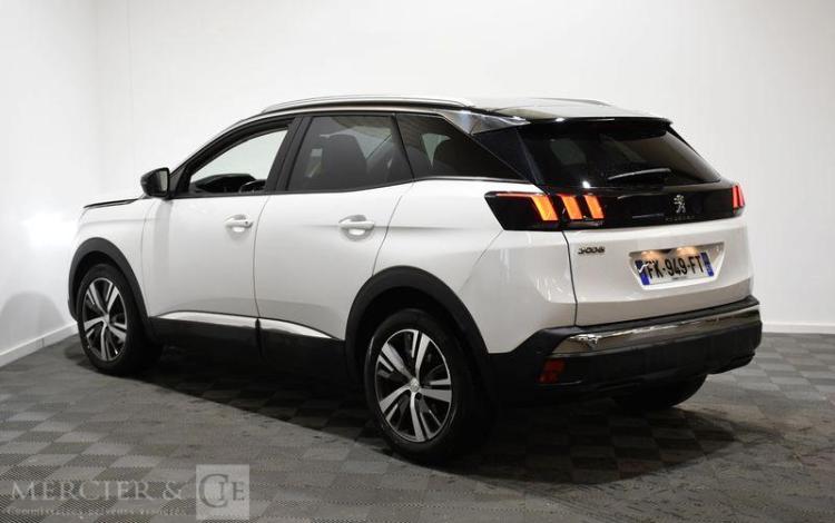 PEUGEOT 3008 1.2 PURETECH 130 ALLURE BUSINESS BLANC FK-949-FT