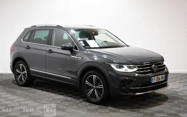 VOLKSWAGEN TIGUAN 1.5 TSI 150 ELEGANCE DSG7 GRIS FT-204-VV