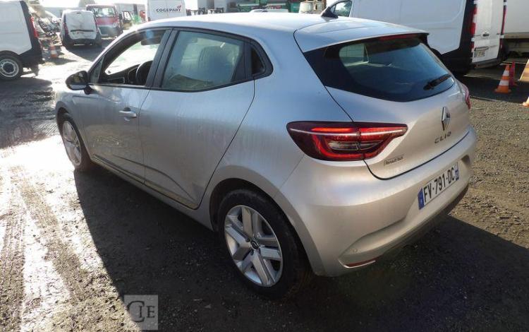 RENAULT CLIO BUSINESS REVERSIBLE TCE 100 X-TRONIC – 60290 KMS – ANNEE 2020 GRIS FV-791-DC