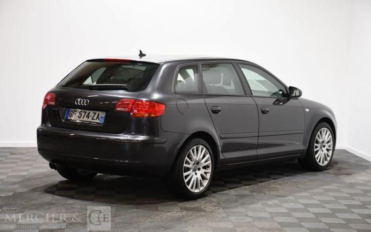 AUDI A3 GRIS GF-574-ZA